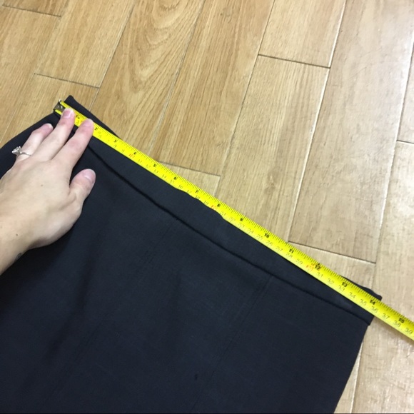 ICE REVOLUTION Skirt - Picture 5 of 6